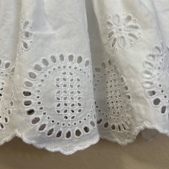 Baby gap eyelet blouse 3-6 months - Picture 2 of 4